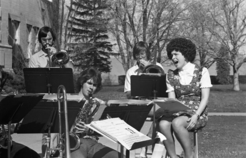 1976 Band, Outdoor Concert 09