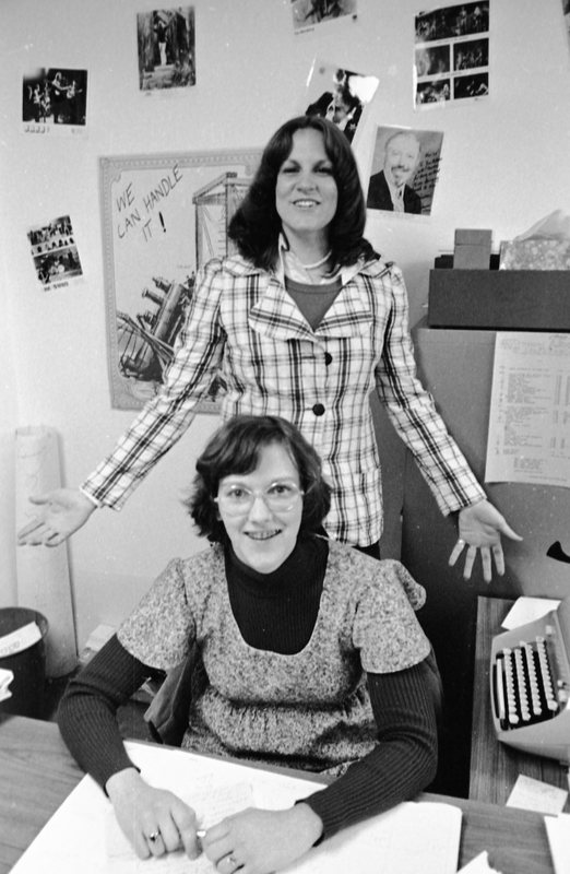 1974 Employees, Office