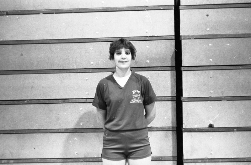 1984 Women's Basketball Players, Fall Portraits 09