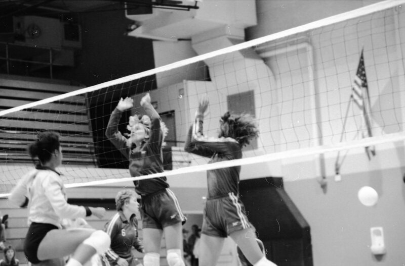 1988 Volleyball Action 02