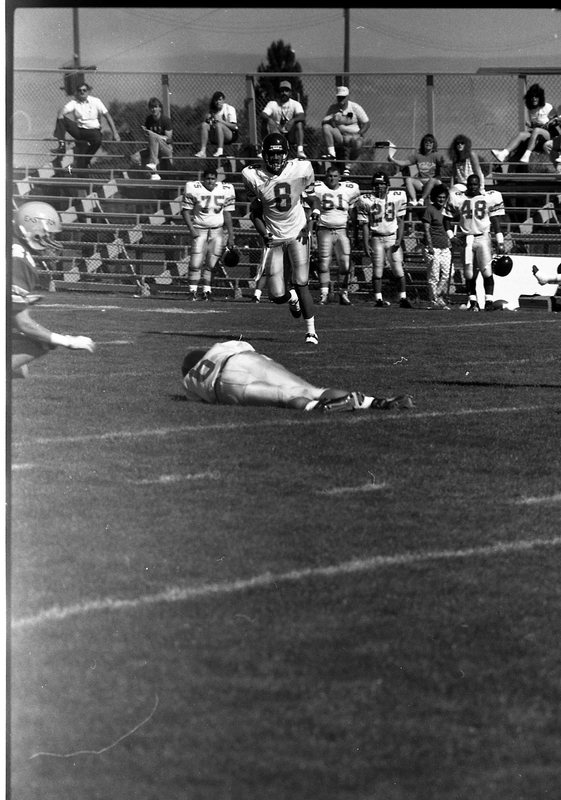 1990 Football Action, Oregon Tech at EOSC 01