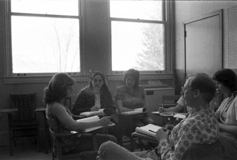 1976 Classroom, Group Assignment 05