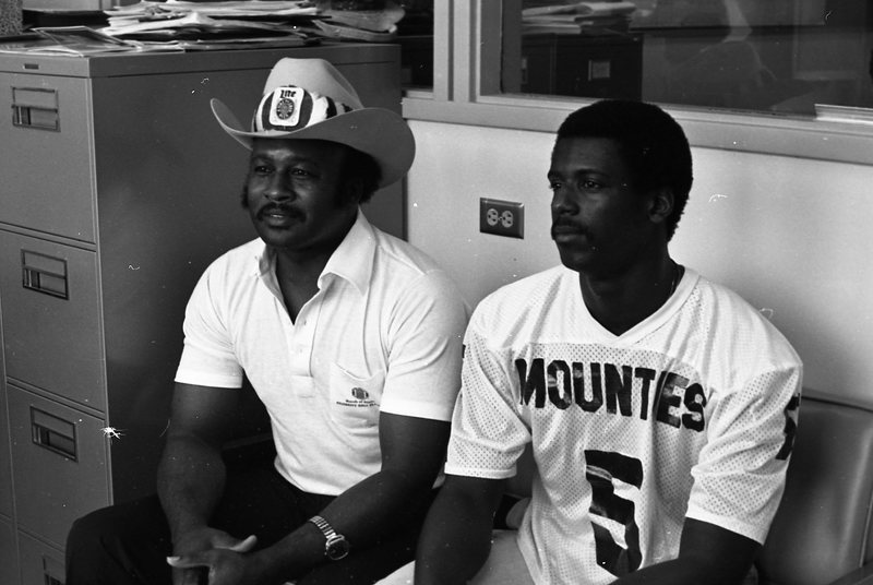 1982 Football, Havan Jones Going Pro 06