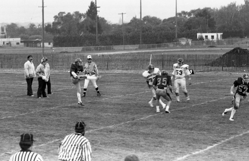1982 Football, Alumni Game 11