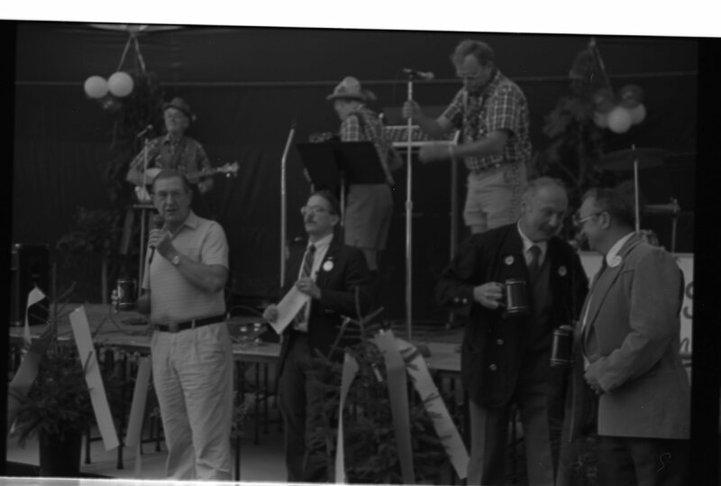 1989 Homecoming Officials 12