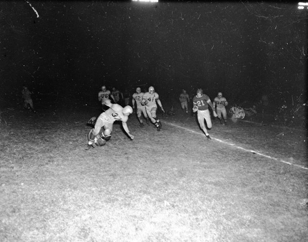 1949 Football Action 7
