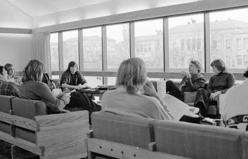 1974 Students, Discussion 06
