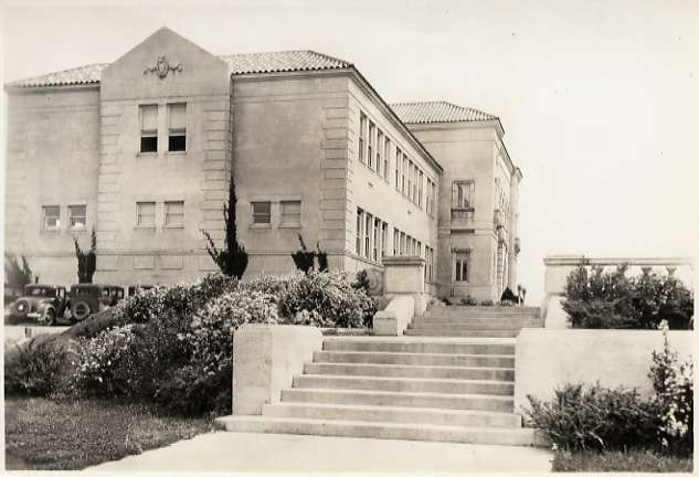 30's Inlow Hall Side 3