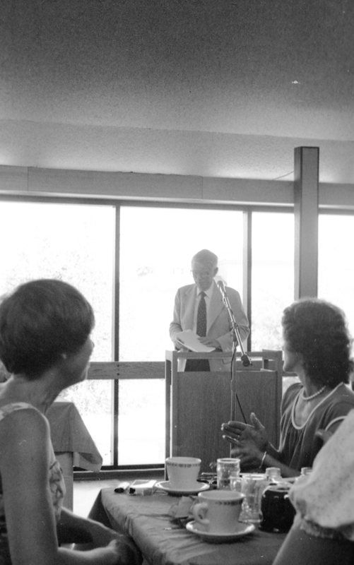 1982 Summer Graduation, Speaker 04