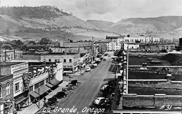 La Grande, Elevated View 4