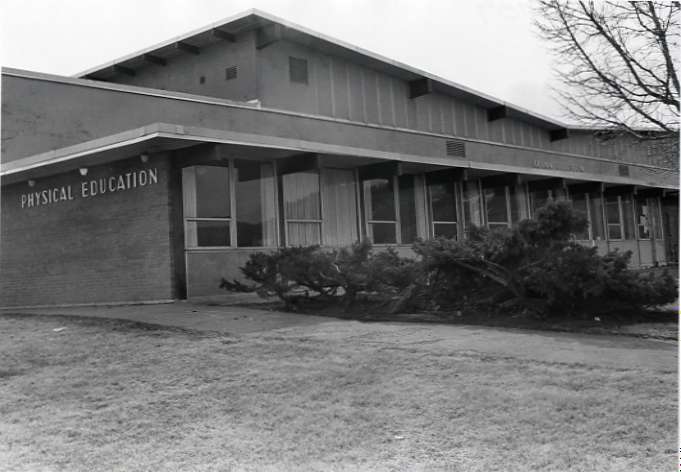 1985 Quinn Coliseum 01