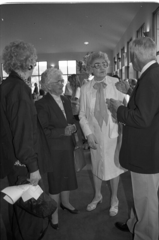 1990 Loso Hall Dedication, Reception 03