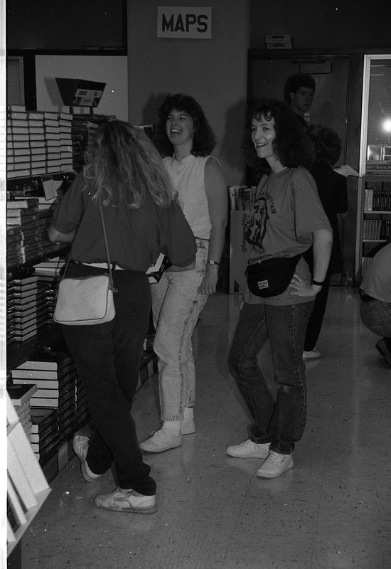 1990 Hoke Hall Bookstore 01