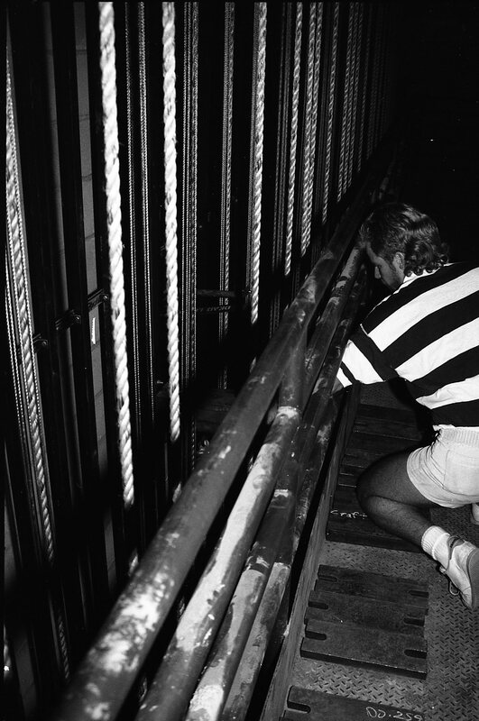1990 Loso Hall, Theater Rigging 04