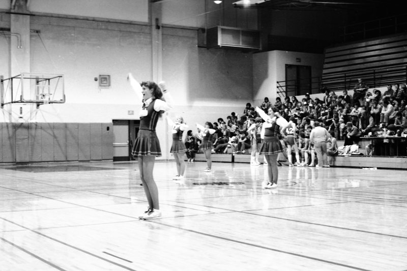 1983 Cheerleaders