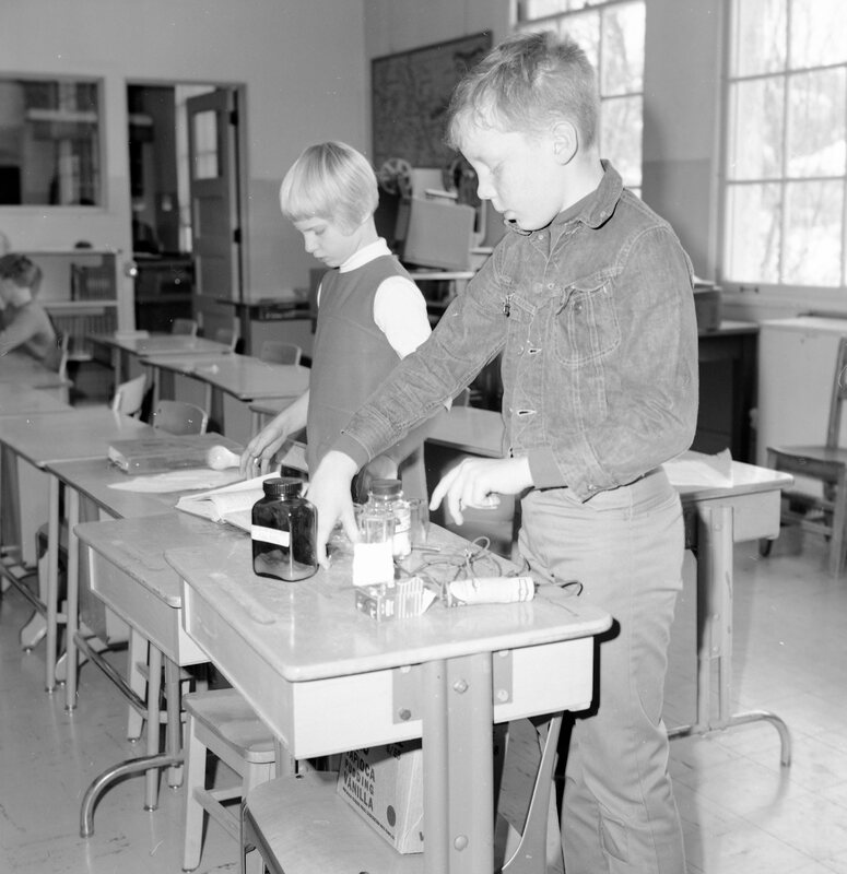 1968 Ackerman Elementary School, Art 04