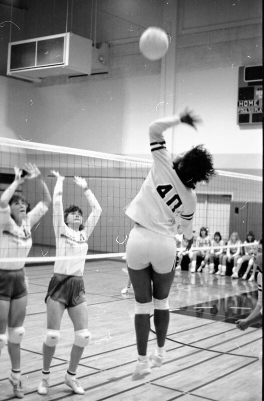 1985 Volleyball Action 14