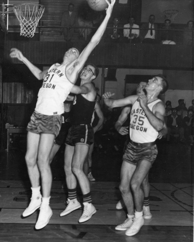 50's Basketball Action 13