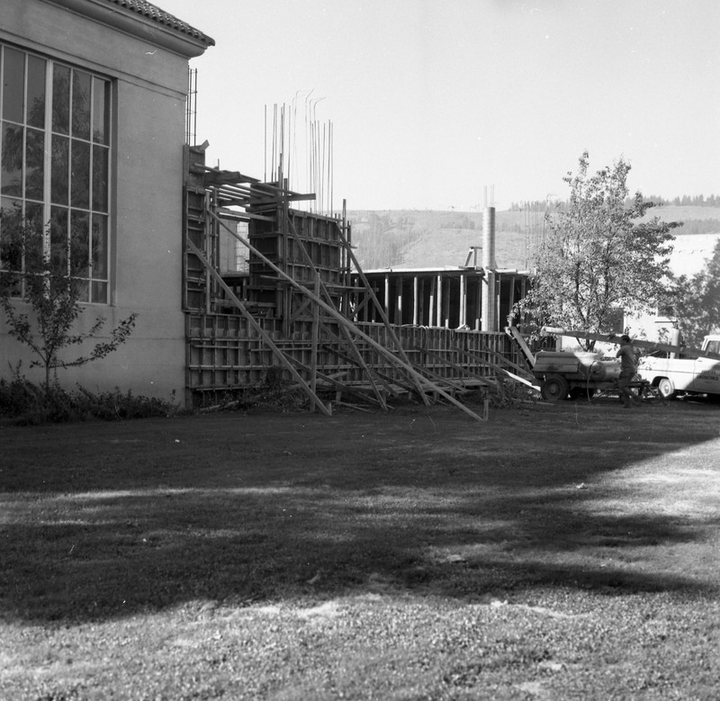 1971 Walter M. Pierce Library Remodel, Exterior 05