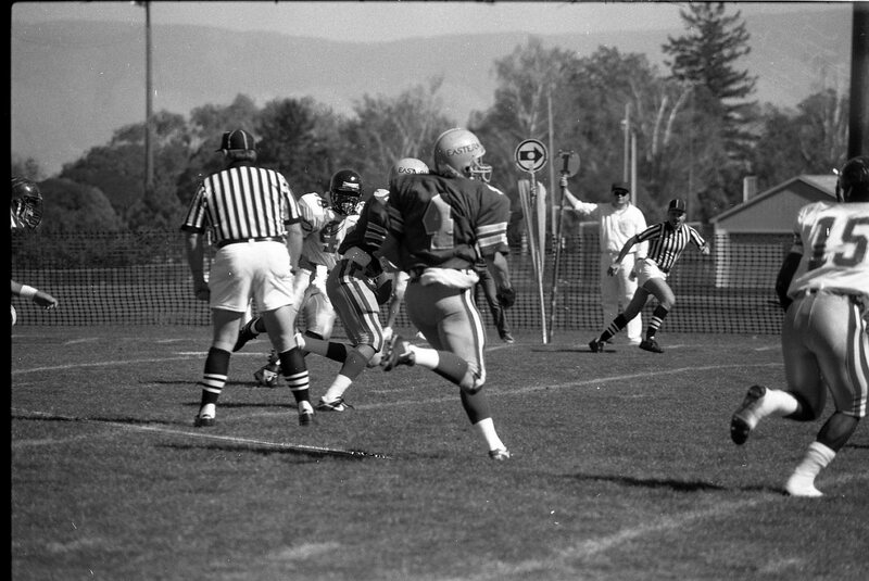1990 Football Action, Oregon Tech at EOSC 04