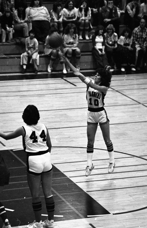 1982 High school Wapiti League Girl's Basketball Tournament, Imbler vs. Pine Eagle 17