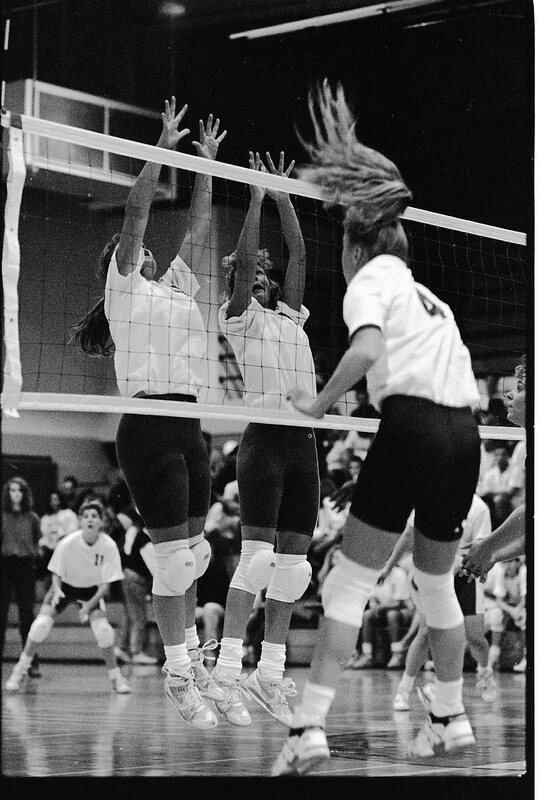 1991 Volleyball Action, Lewis &amp; Clark at EOSC 13