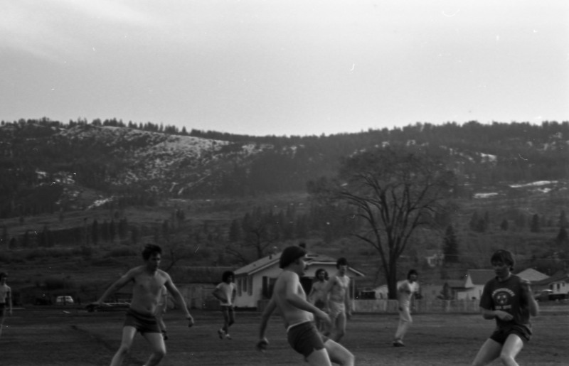 1976 Soccer Game 02