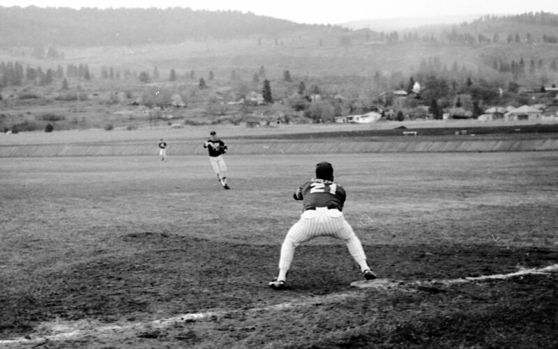 1983 Baseball Action 03