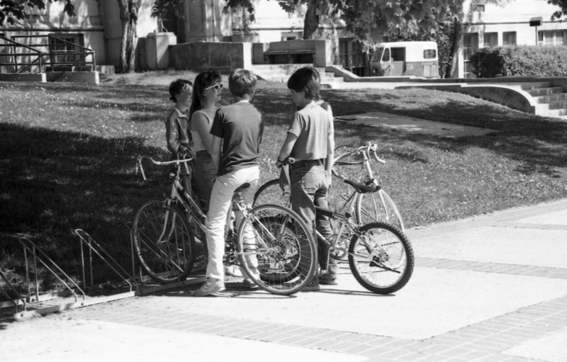 1985 Ackerman Elementary School, May Outdoors 01
