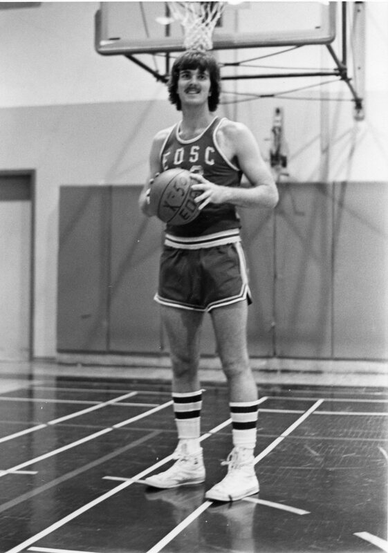 1977 Basketball Player 02