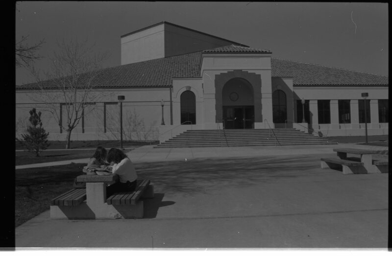 1990 Students, Outdoors 06