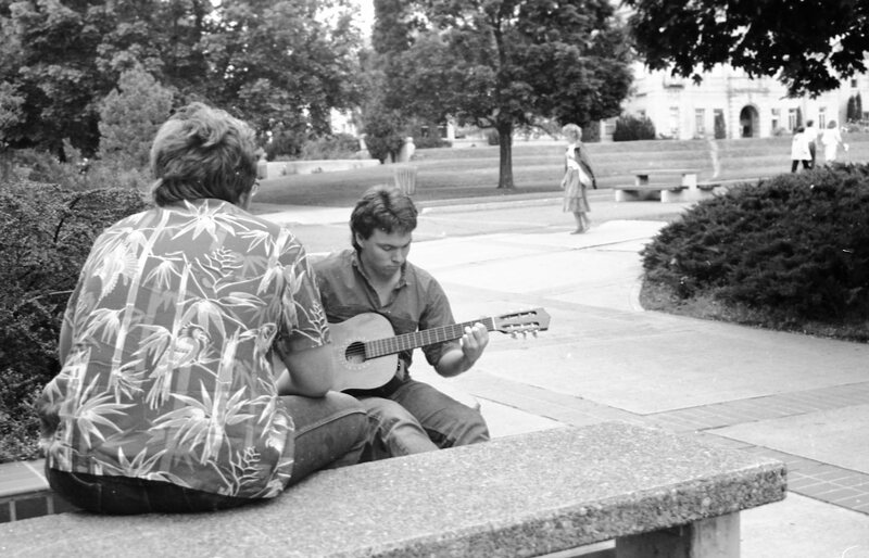 1987 Guitarist 13