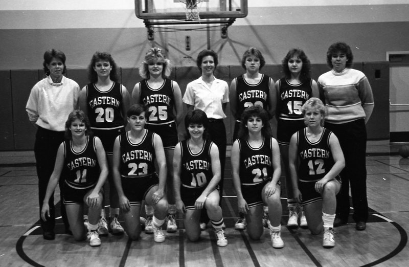 1986 Women's Basketball Team 03