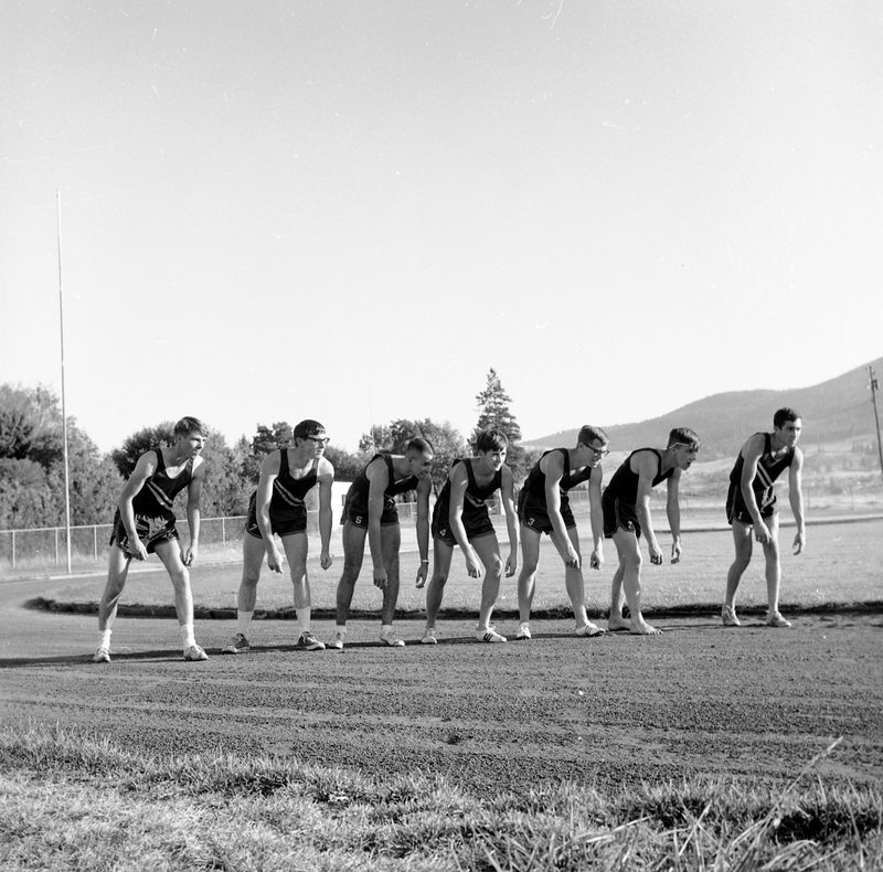 1968 Cross Country Team 03