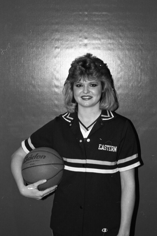 1985 Women's Basketball Players, January Portraits 04