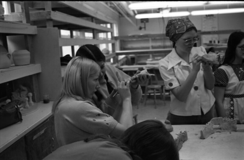 1976 Art, Ceramics Class 08