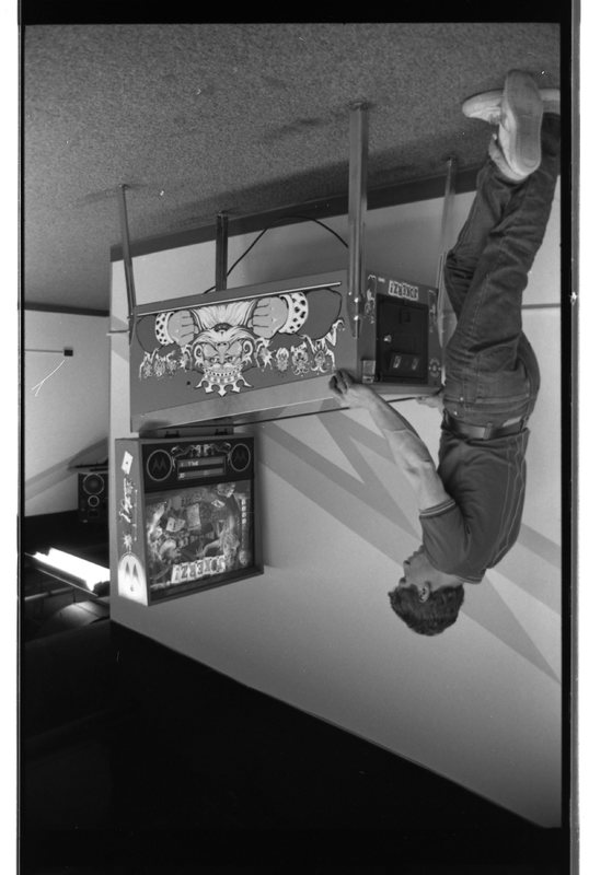 1989 Rec Room, Pinball
