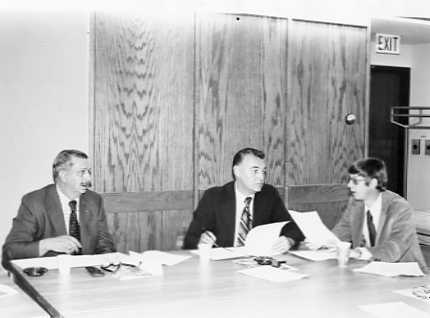 1976 Employees, Administrative Meeting 01