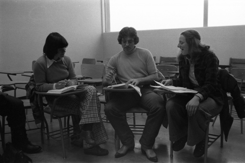 1976 Classroom, Group Assignment 03