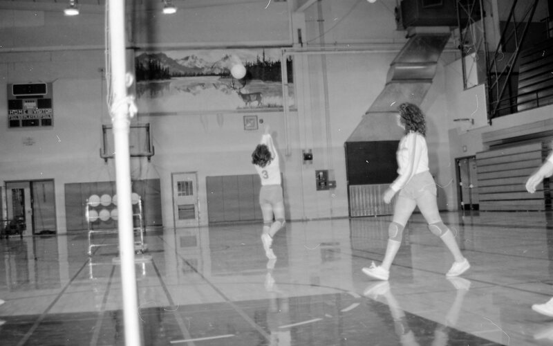 1982 Volleyball Action 11