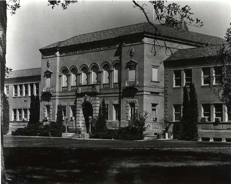 1989 Inlow Hall 01