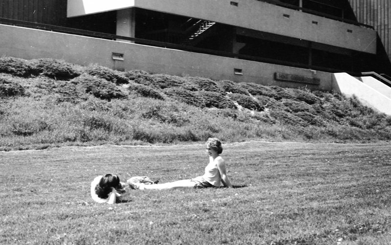 1983 Students, Outdoors 01