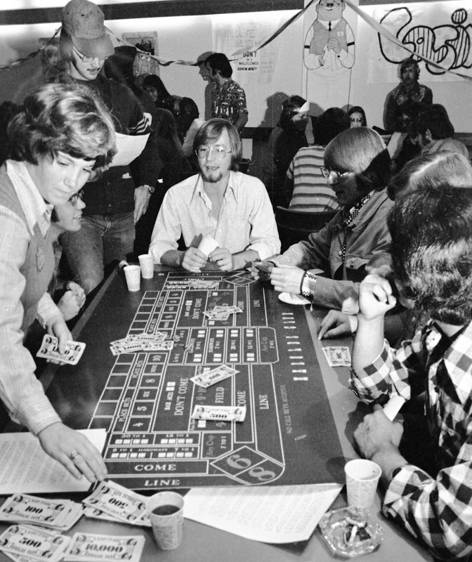 1974 Casino Night, Craps 04