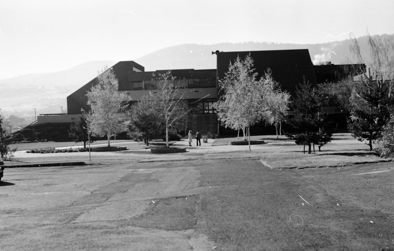 1980 Hoke Hall 01