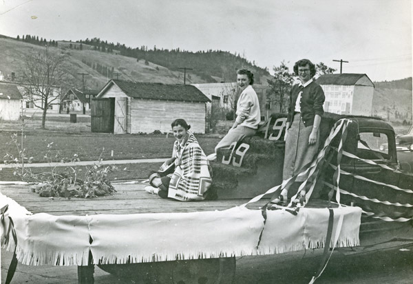 1949 Parade, Women's Dorm