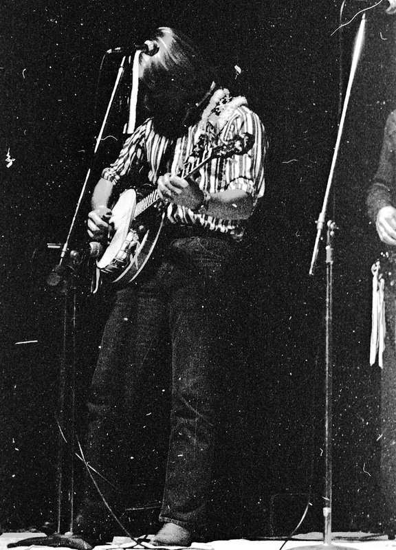 1974 Concert, Band &amp; Dancer 05