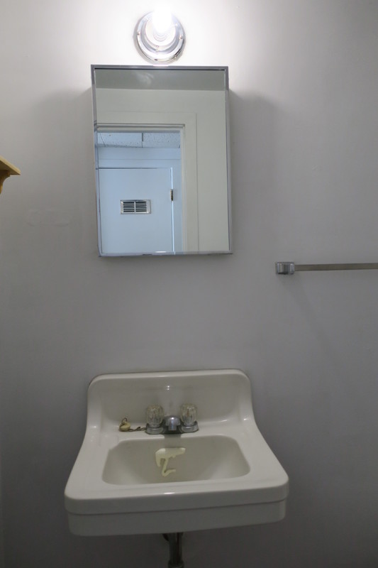 Dorian and Hunt Hall 595