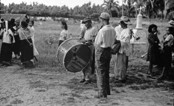 Binmaley Cemetery Funeral 2