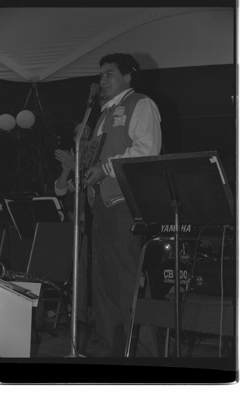 1989 Distinguished Alumni, Abel Mendoza 15