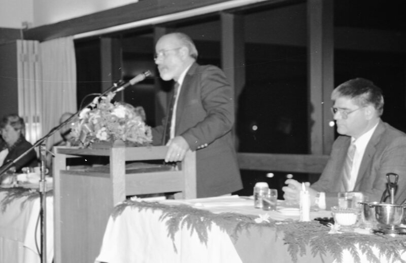 1986 Alumni Dinner, Awards 03